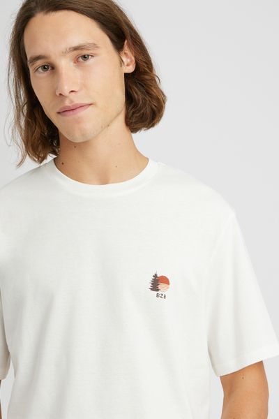 T-shirt imprim&eacute; plac&eacute;