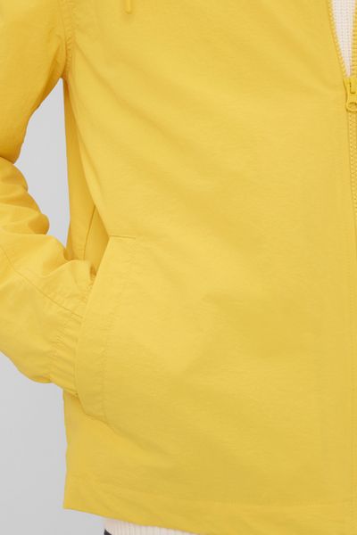 Blouson coup vent &agrave; capuche