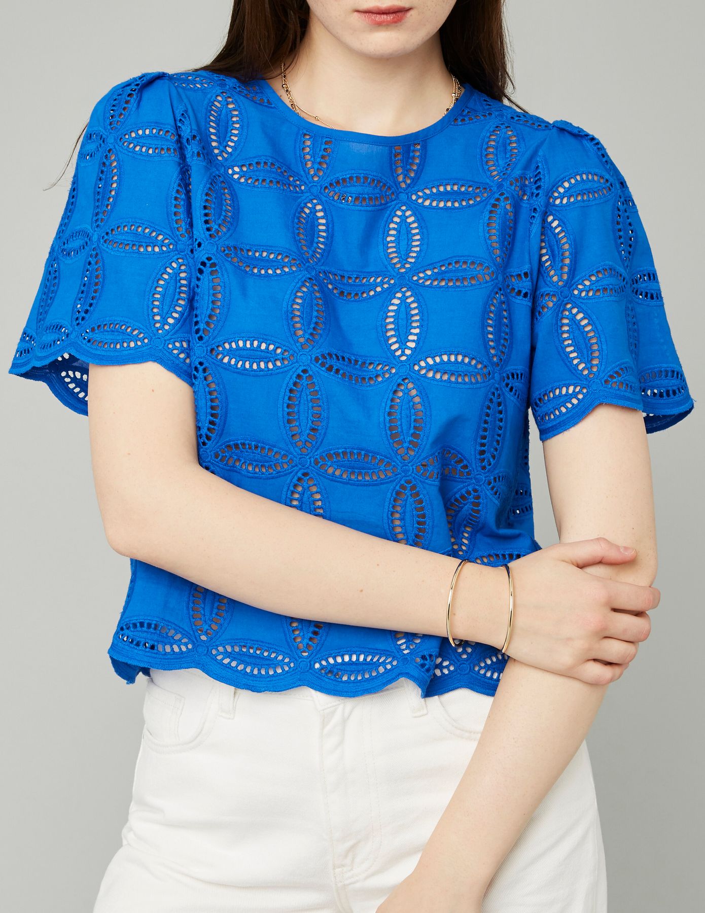 Blouse en broderie anglaise
