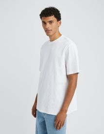 T-shirt structur&eacute; c&ocirc;tes