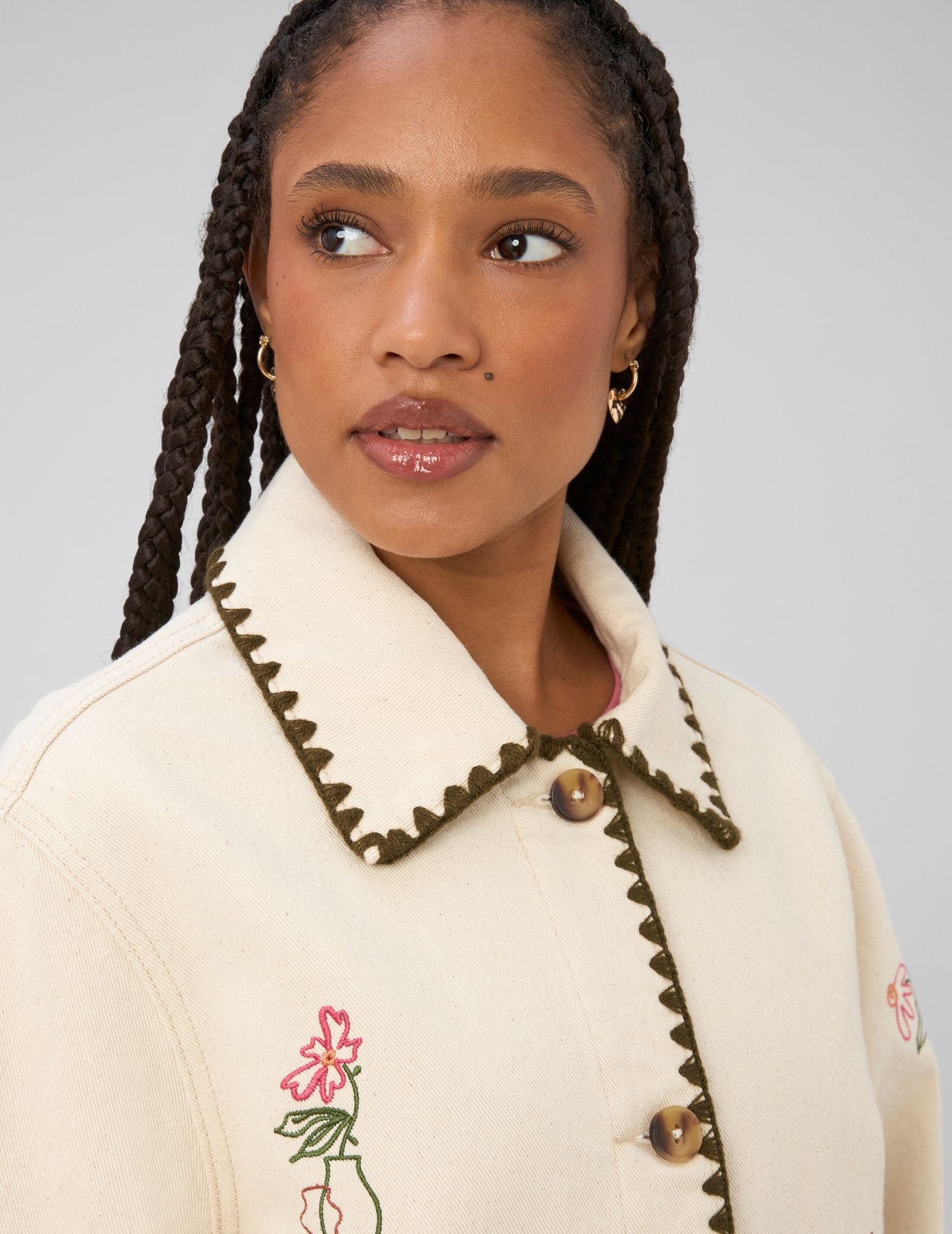 Veste brod&eacute;e