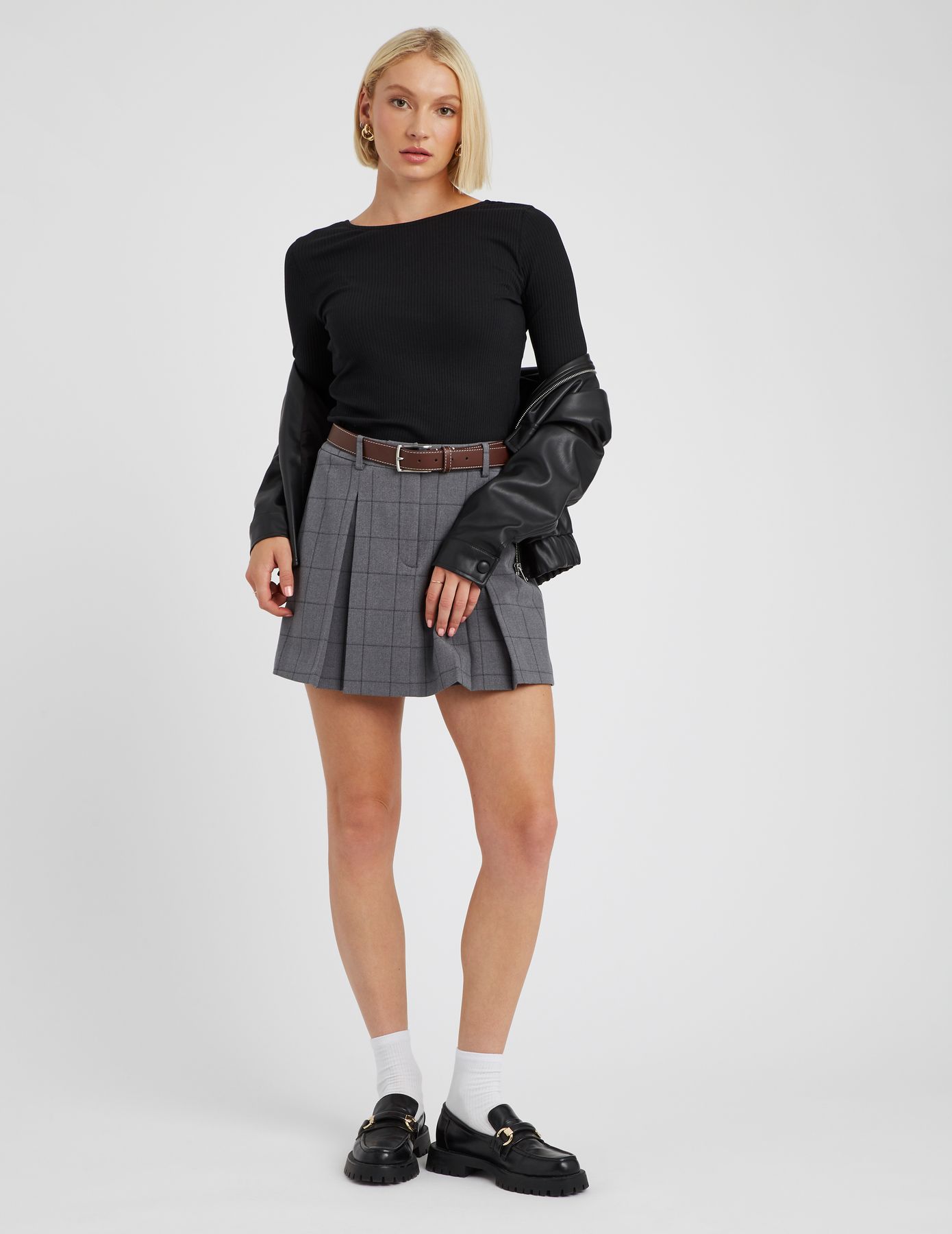 Jupe short plissée à carreaux