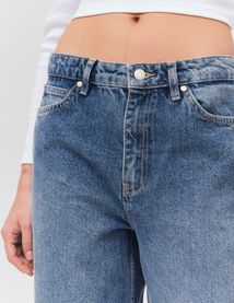 Jean boyfriend