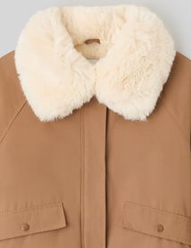 Blouson col matière duveteuse