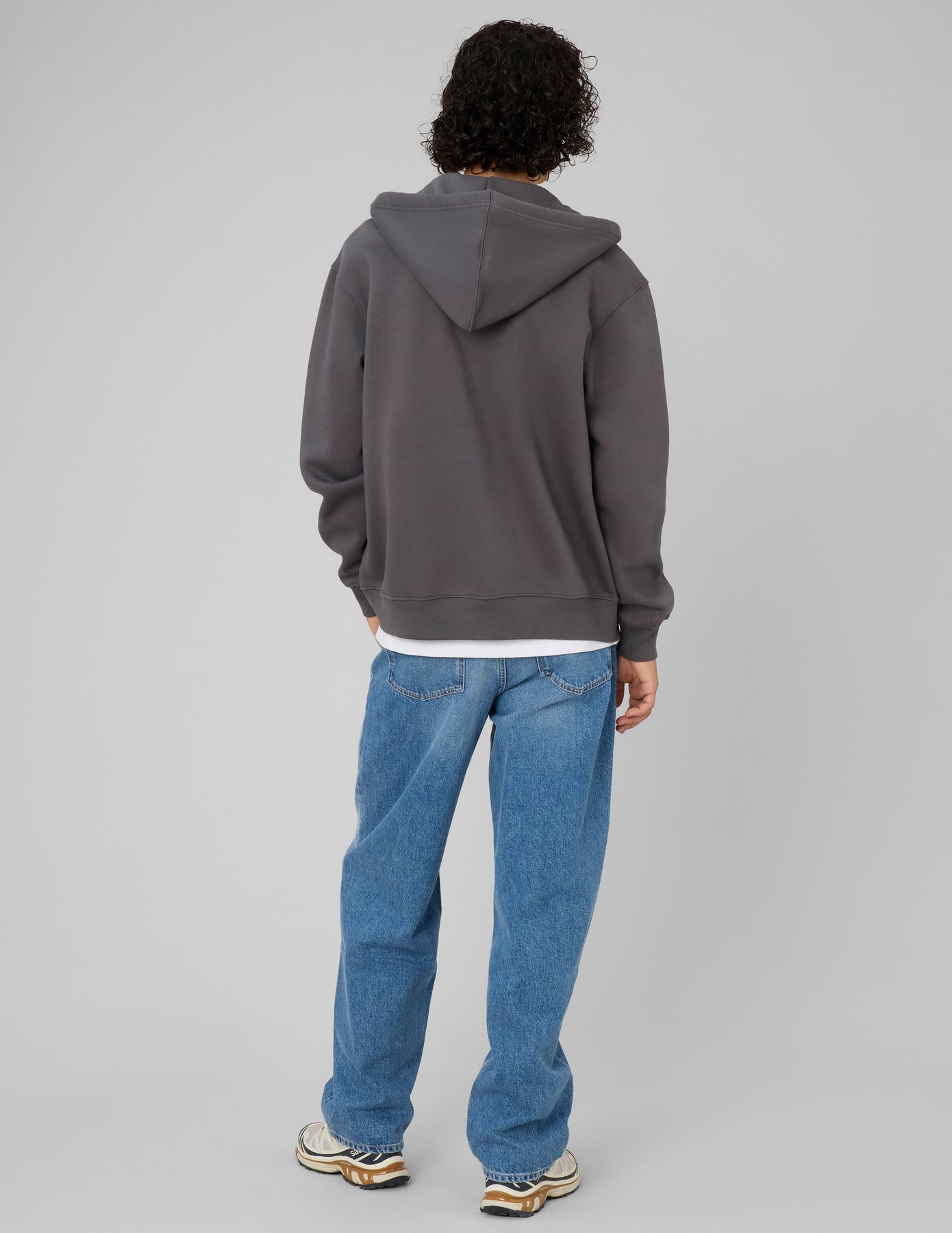 Sweat zipp&eacute; &agrave; capuche