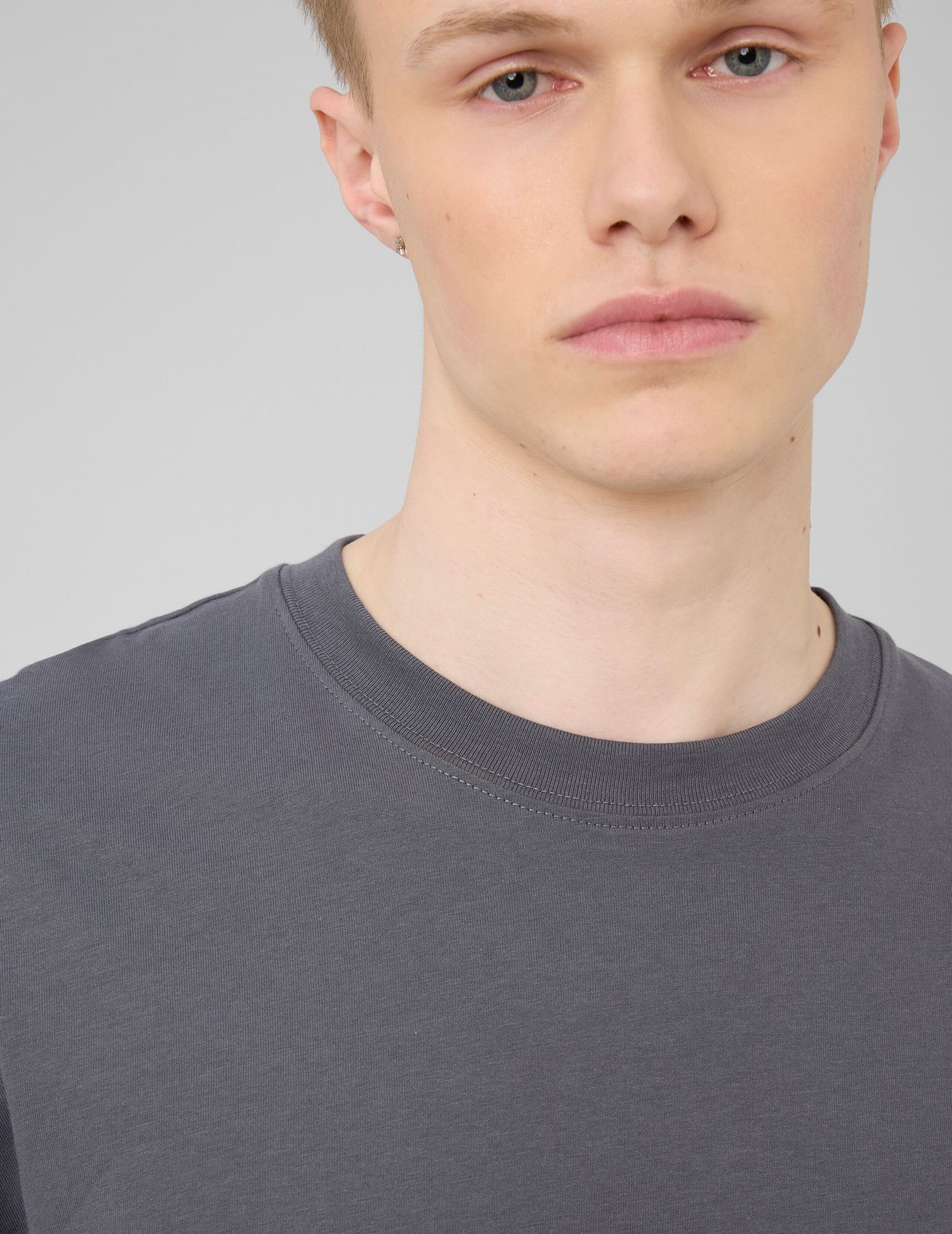 T-shirt avec &eacute;tiquette message