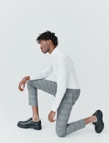 Chemise unie ajustée