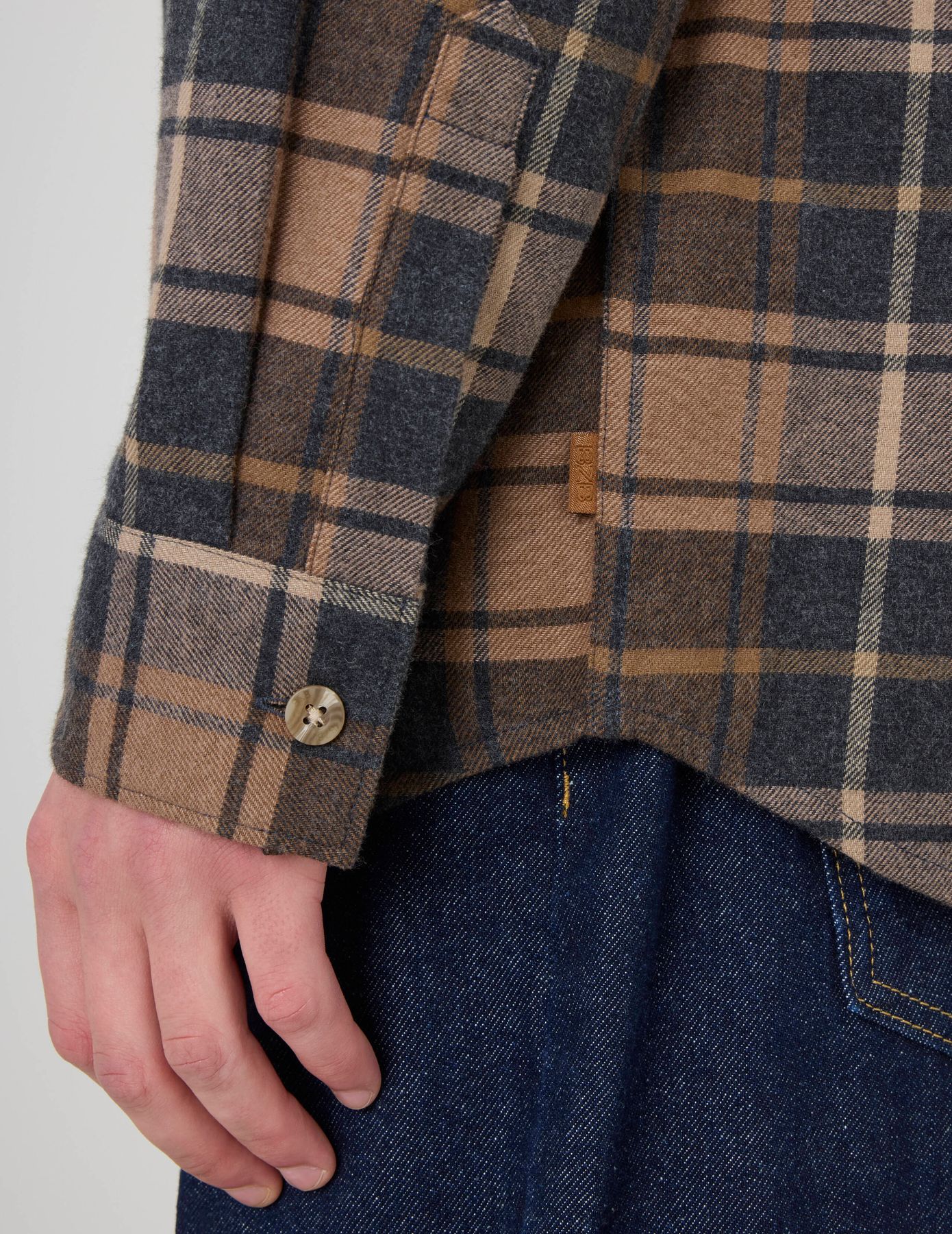 Chemise à carreaux