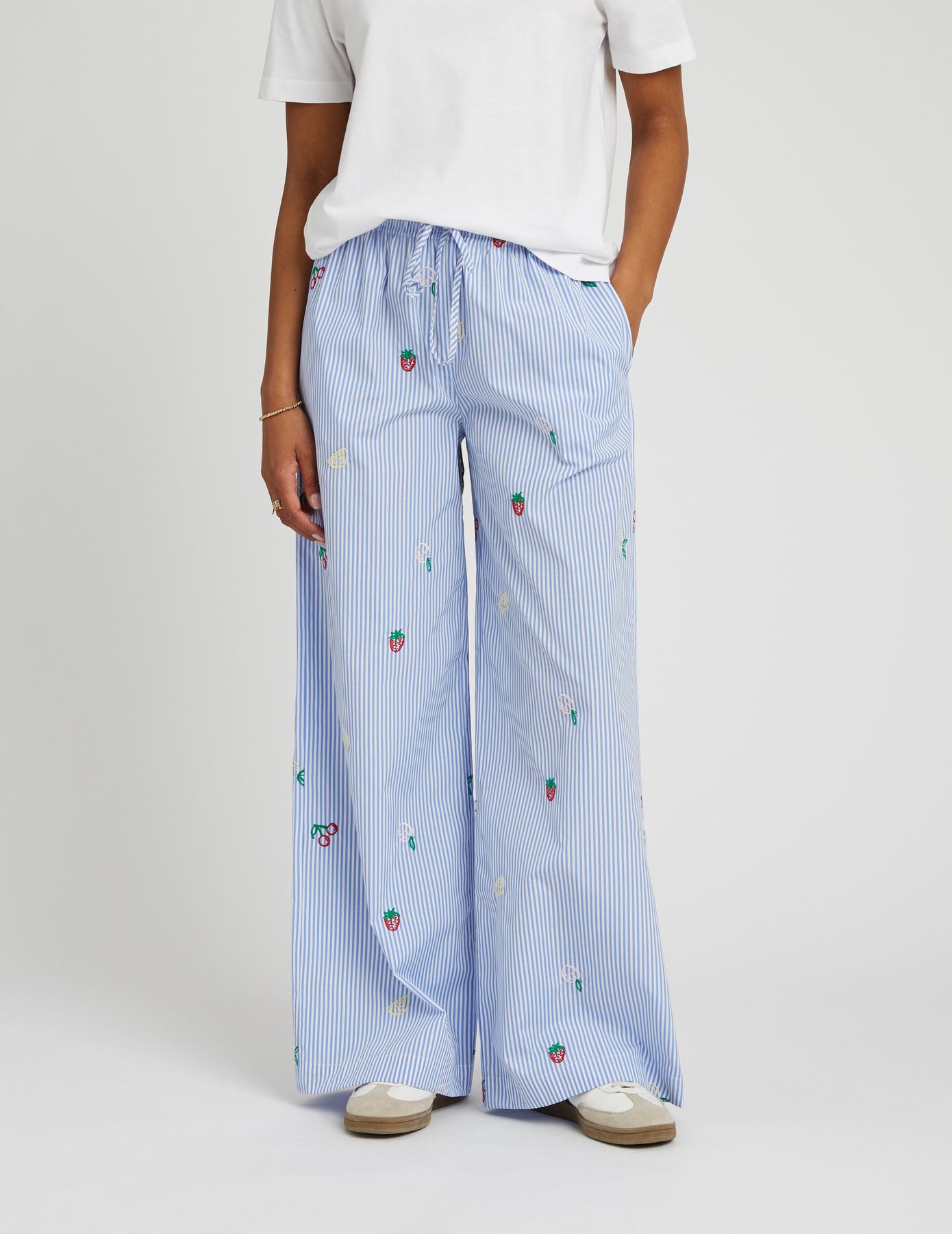 Pantalon rayé brodé