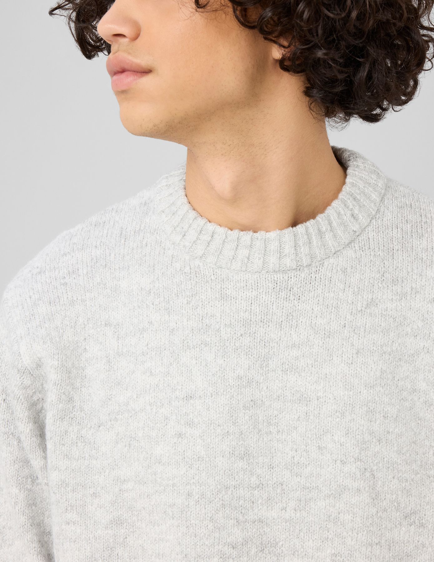 Pull moulin&eacute;