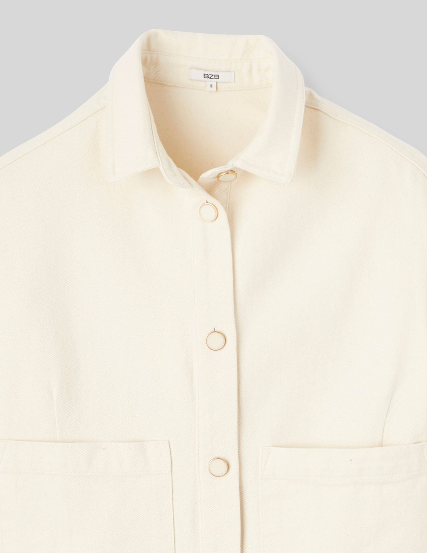 Veste en jean boutons dor&eacute;s