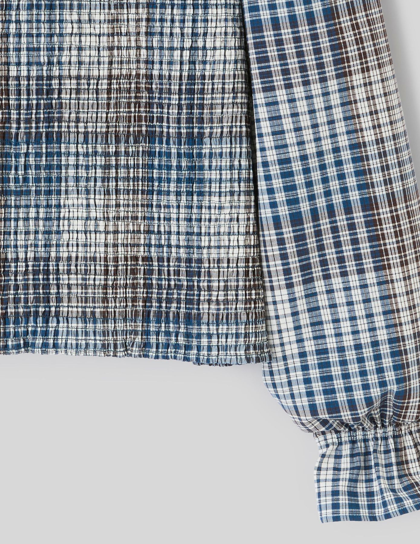 Blouse smock&eacute;e &agrave; carreaux