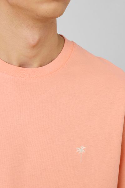 T-shirt broderie poitrine