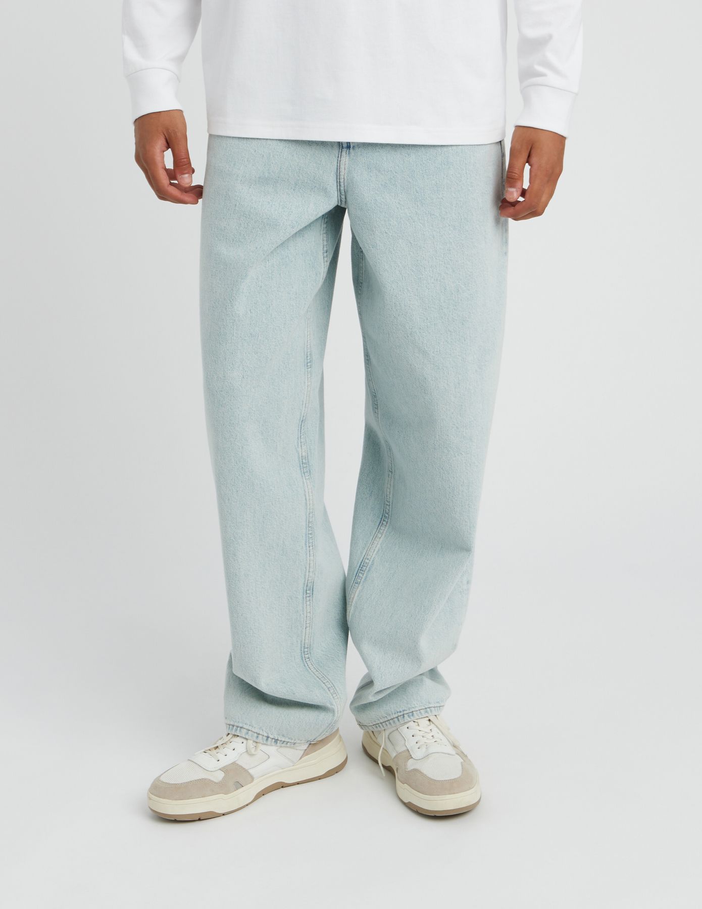 Jean loose bleach