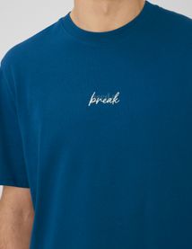 T-shirt broderie poitrine