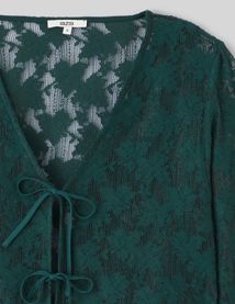 T-shirt en crochet &agrave; nouer