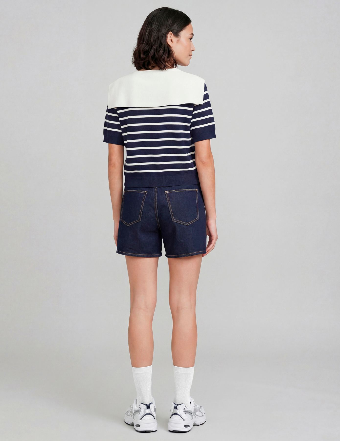 Pull marini&egrave;re avec col vareuse