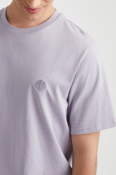 T-shirt broderie poitrine