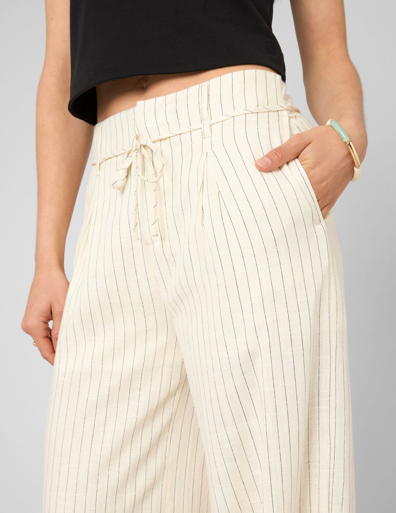 Pantalon fluide ray&eacute;