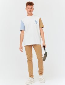 Pantalon chino ajusté