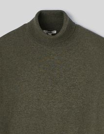 Pull col roul&eacute;