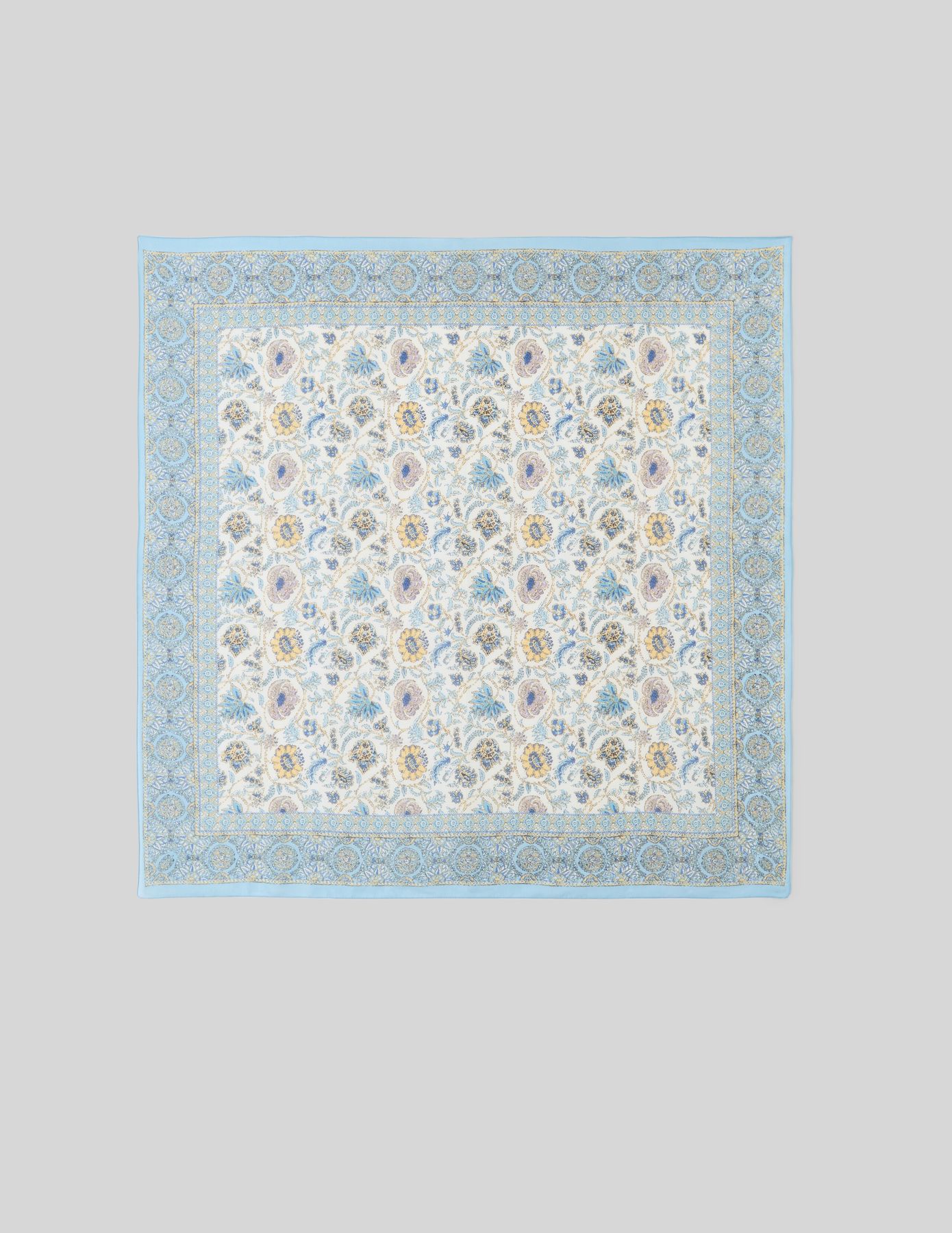 Foulard imprim&eacute;