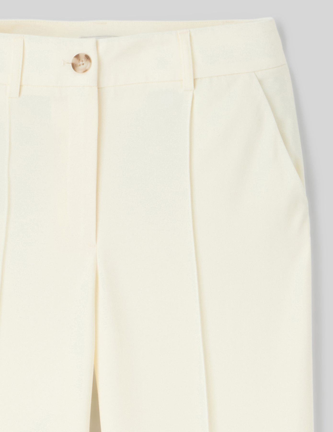Pantalon tailleur à revers
