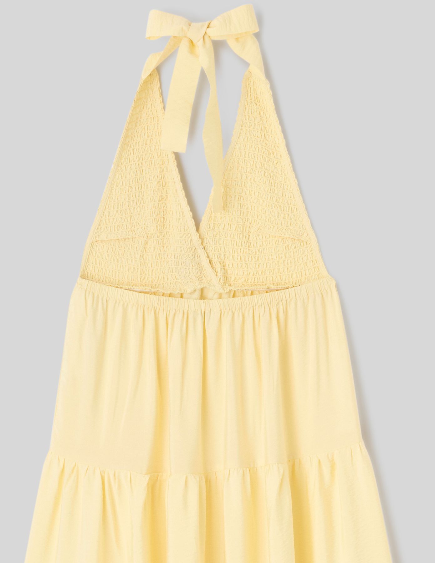 Robe longue d&eacute;tail bijoux