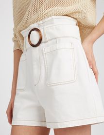 Short avec ceinture