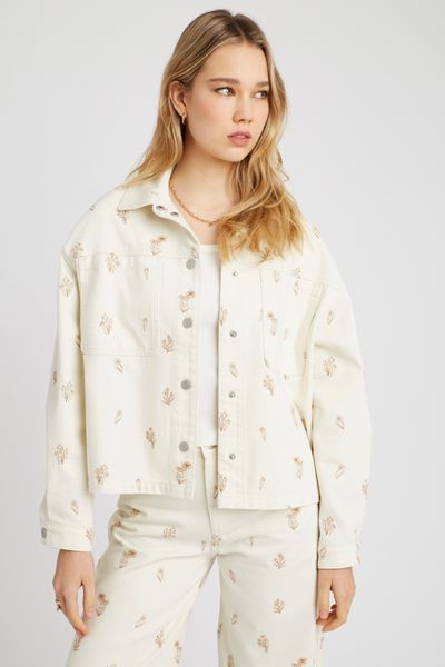 Veste en jean brodée