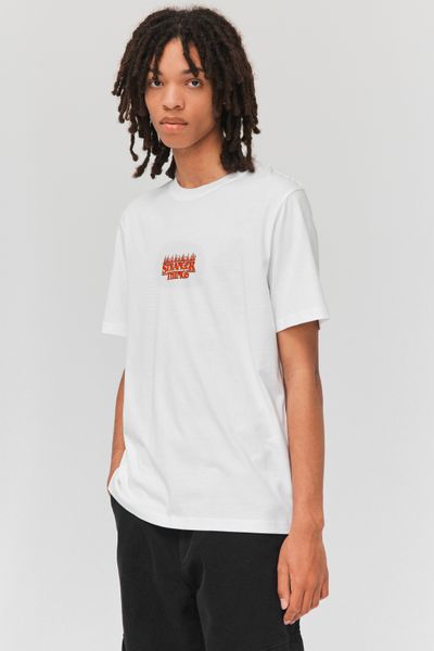 T-shirt collab "STRANGER THINGS"
