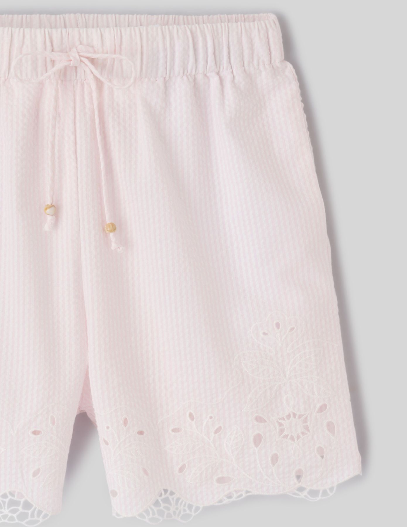 Short l&eacute;ger broderie