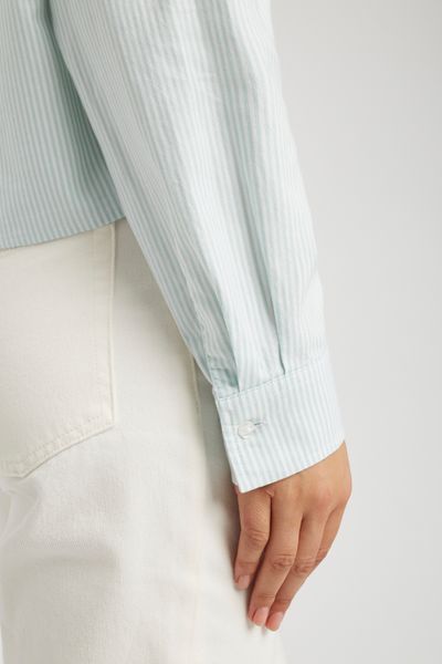 Chemise courte ray&eacute;e