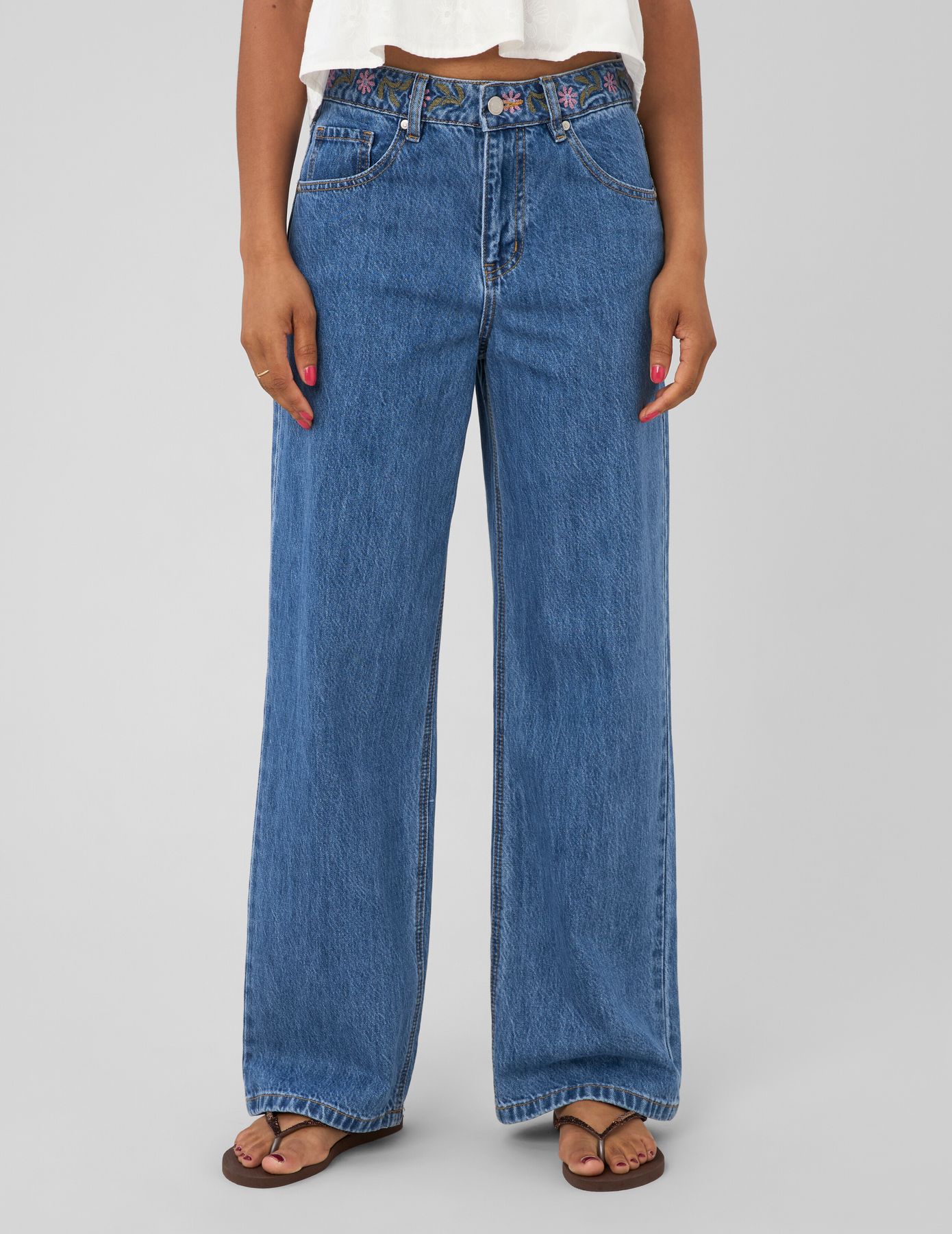Jean baggy brod&eacute;