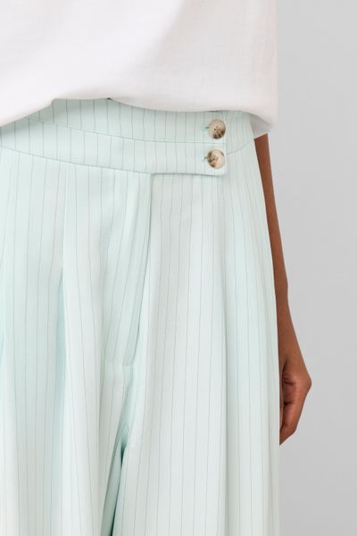 Pantalon fluide ceinture asym&eacute;trique