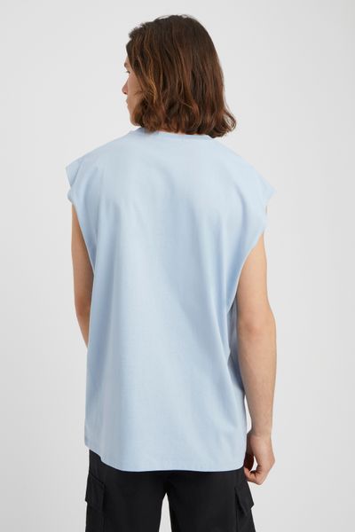 T-shirt sans manches