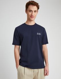 T-shirt broderie poitrine