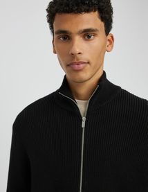 Pull col montant zippé