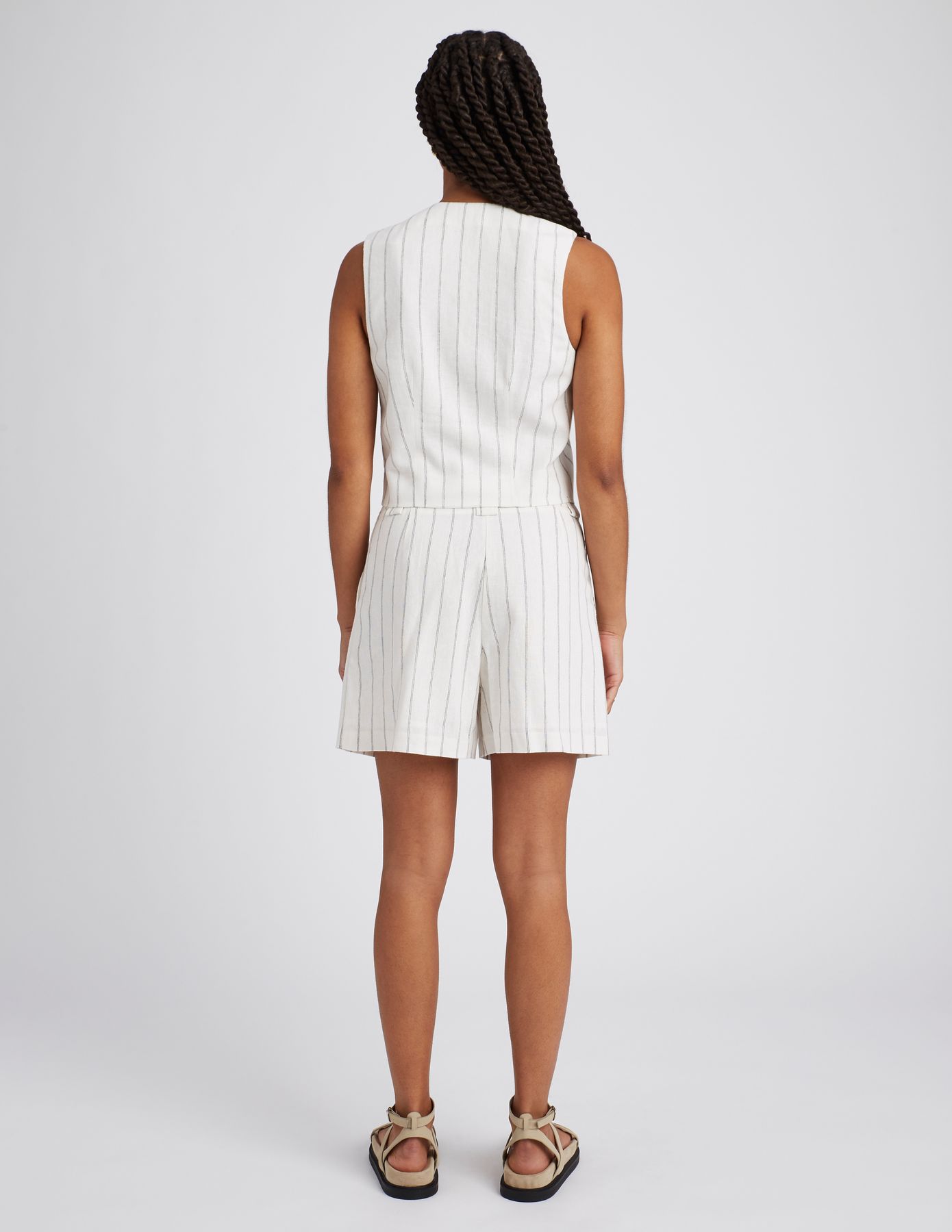 Short rayé en lin