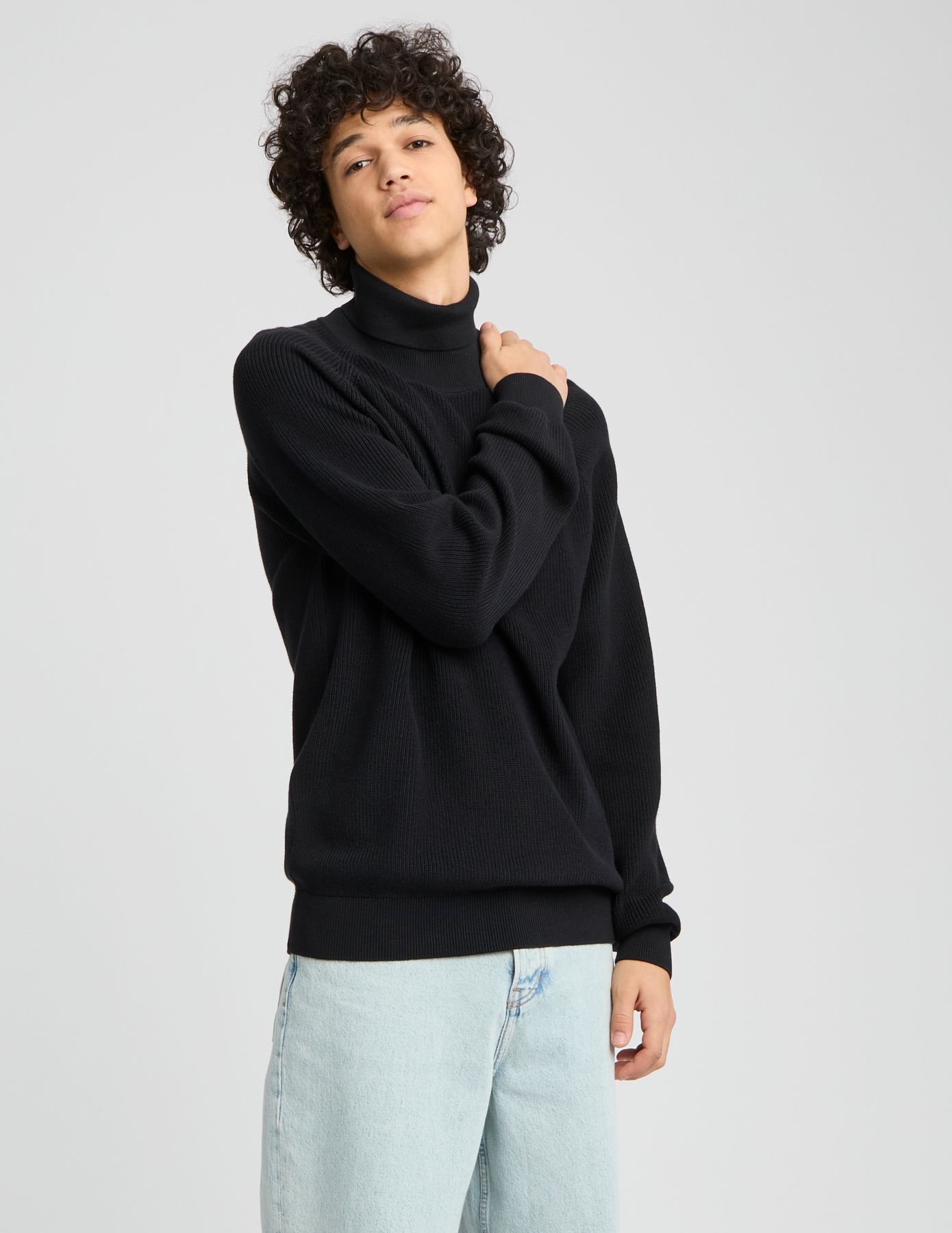 Pull col roul&eacute;