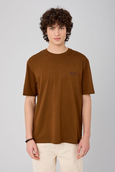 T-shirt broderie poitrine