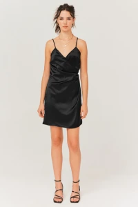 Robe courte